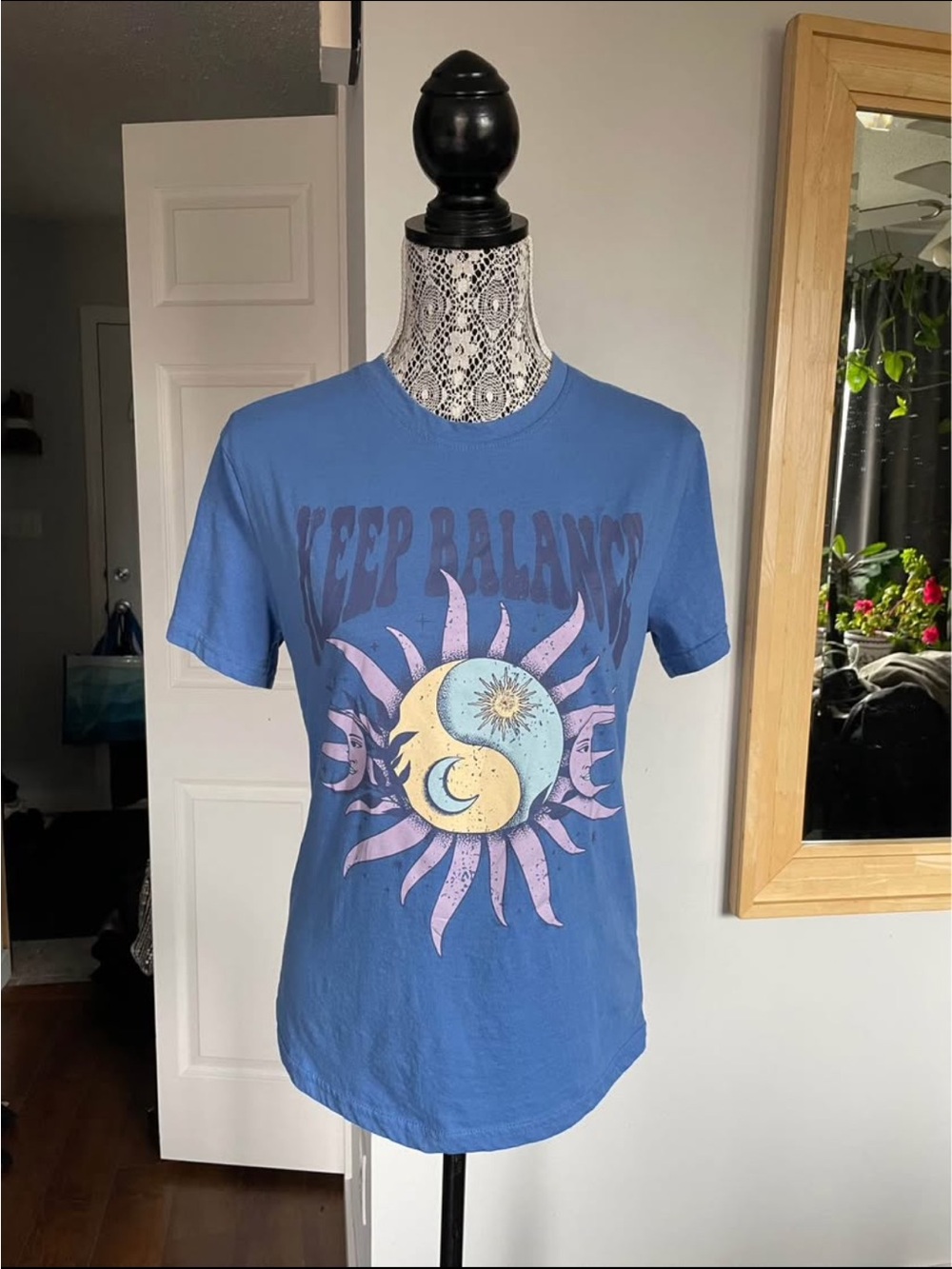 Vintage Vibe Boho Cotton Blend Celestial Keep Balance Graphic T-Shirt Top. Blue.